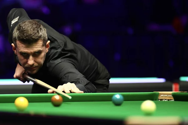 Mark Selby Continues His Winning Streak In Duelbits Tour Championship To Reach Semi-Finals