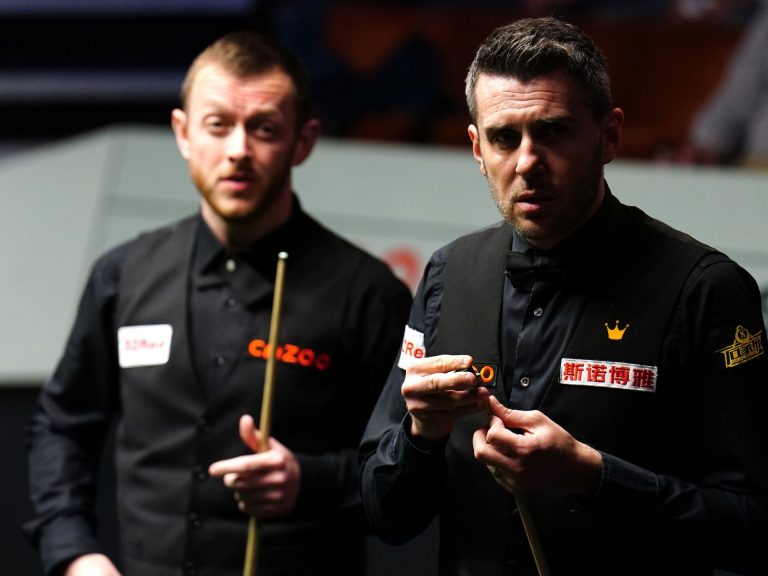 Selby and Allen Engaged in a Grueling Semi-final Battle at the World Snooker Championship